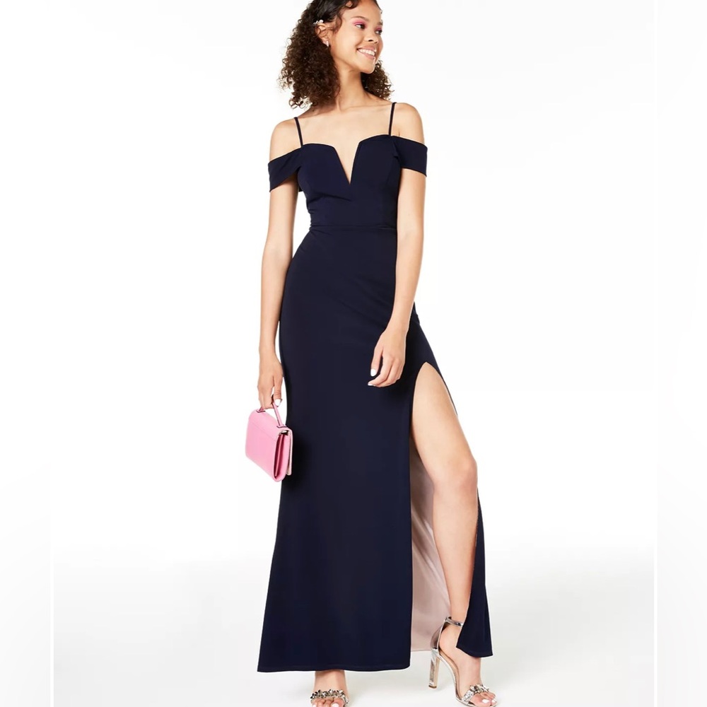 Juniors' Off-The-Shoulder Gown City Studio (Worn Once)